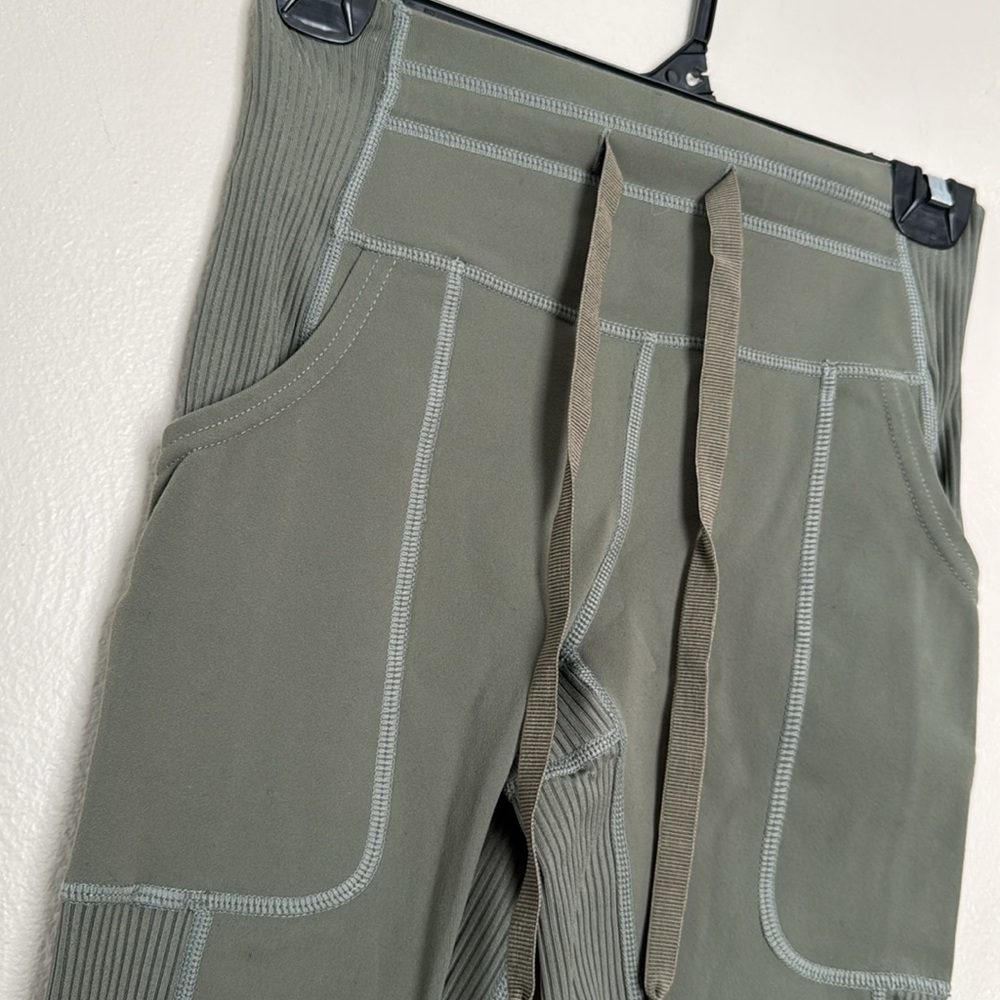 Glyder small Olive Green Leggings with Pockets - Picture 2 of 7